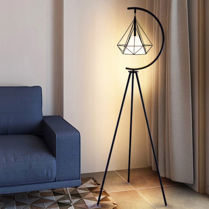Yamara LED Floor Lamp