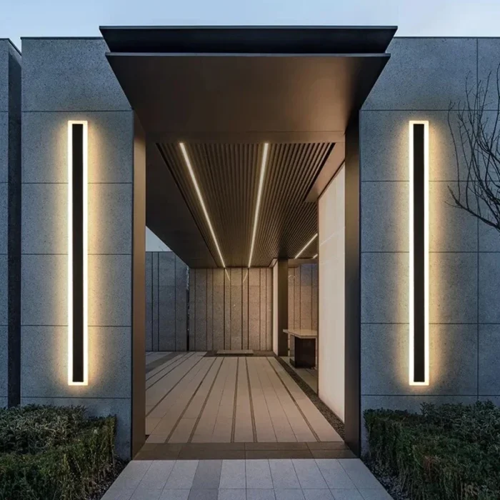 Evlon Outdoor Wall Light