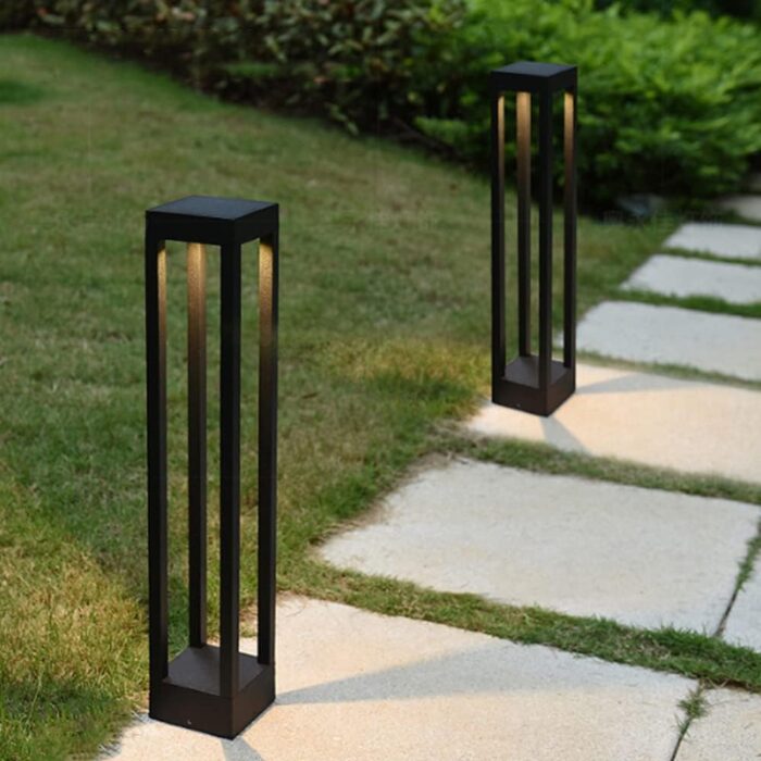 Quadra Outdoor LED Lamp