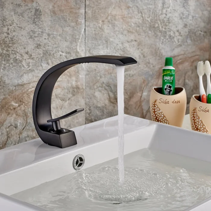 Clavo Basin Faucet